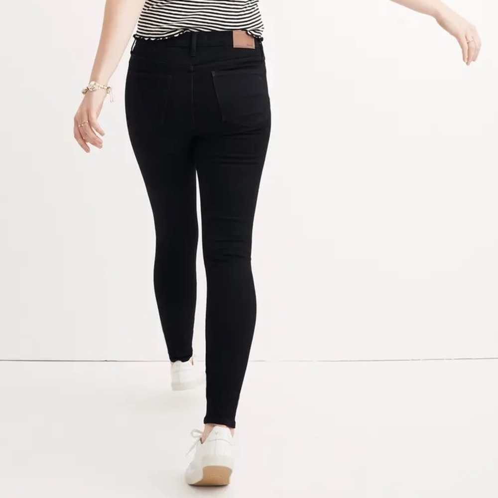 Madewell Roadtripper Jeans - Picture 2 of 15